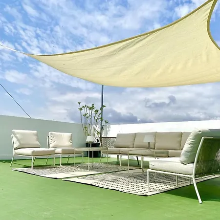 Estudio En Malvarrosa A Metros De La Playa, Con Terraza Y Zonas Comun Apartment