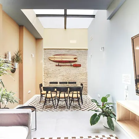 Estudio En Malvarrosa A Metros De La Playa, Con Terraza Y Zonas Comun Valencia