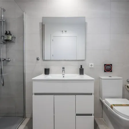 Apartment Estudio En Malvarrosa A Metros De La Playa, Con Terraza Y Zonas Comun