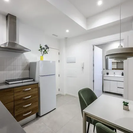 Estudio En Malvarrosa A Metros De La Playa, Con Terraza Y Zonas Comun Apartmán *